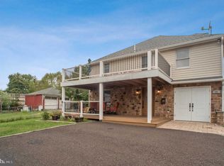 13 Diamond St, Souderton, PA 18964