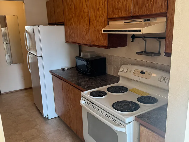 2515 1st Ave NW #1 — Photo 8