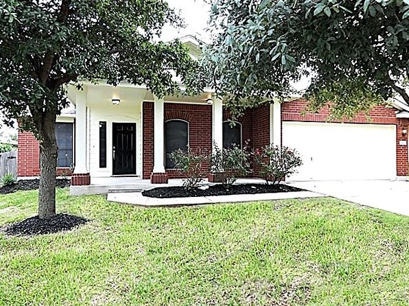2412 Hallie Ln