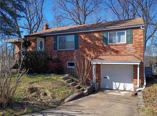 1115 Cascade Dr, Homestead, PA