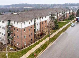 102 Prairie Heights Dr APT 217, Verona, WI 53593