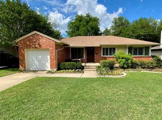 6127 Ravendale Ln, Dallas, TX 75214