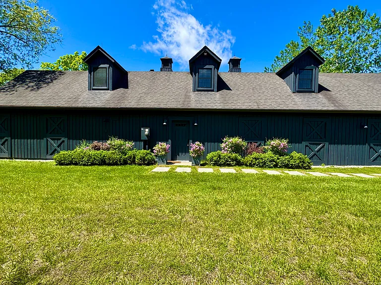 55 Still Meadow Rd — Photo 1