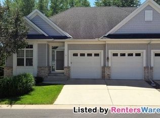 10391 Grant Dr, Eden Prairie, MN 55347