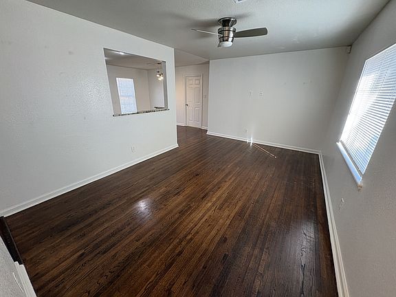 2nd image of 1232 N Tacoma Pl