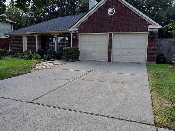 2nd image of 3909 Regency Dr