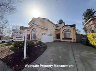 545 Almanor St, Petaluma, CA 94954