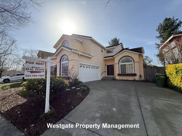 545 Almanor St, Petaluma, CA 94954