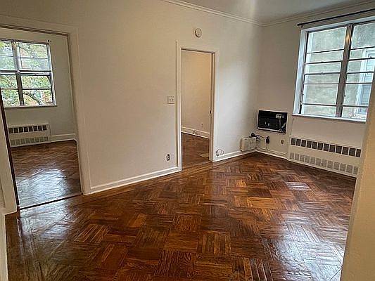 4th image of 149 Bay 13 St #2F