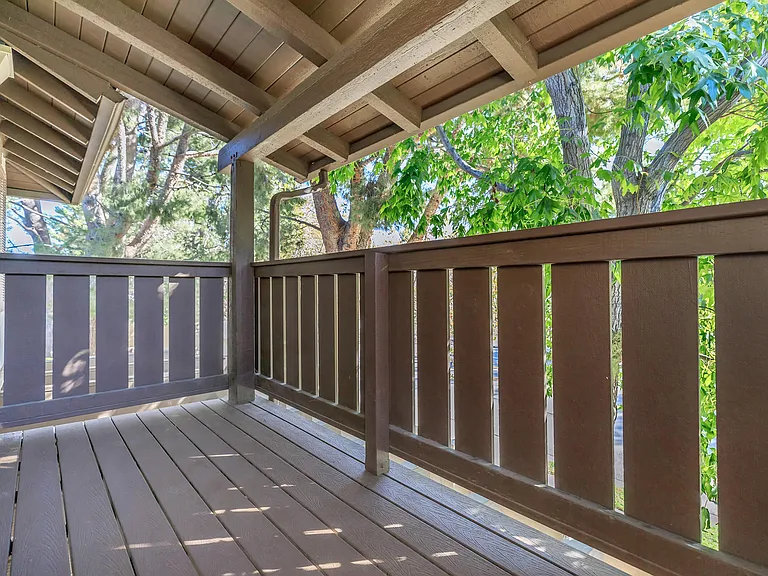 Country Hills Apartment Homes — Photo 44