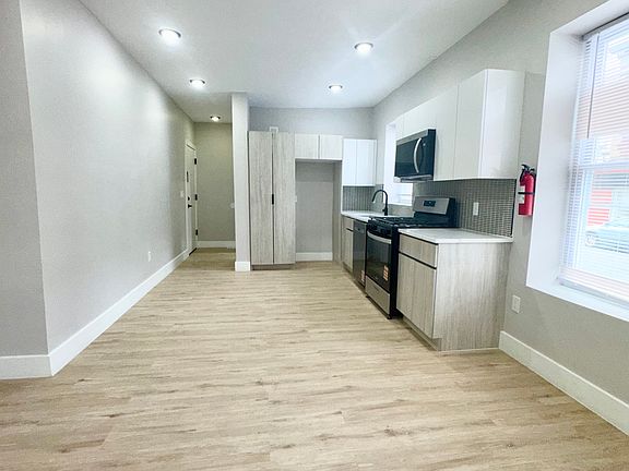 3rd image of 5608 Palisade Ave #1AB