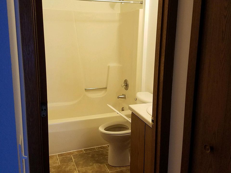 1st image of 228 Brown St #B
