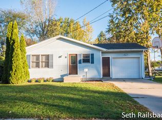 95 Carrie St, Sparta, MI 49345