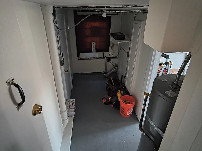 704 Simon St #&-22186 — Photo 29