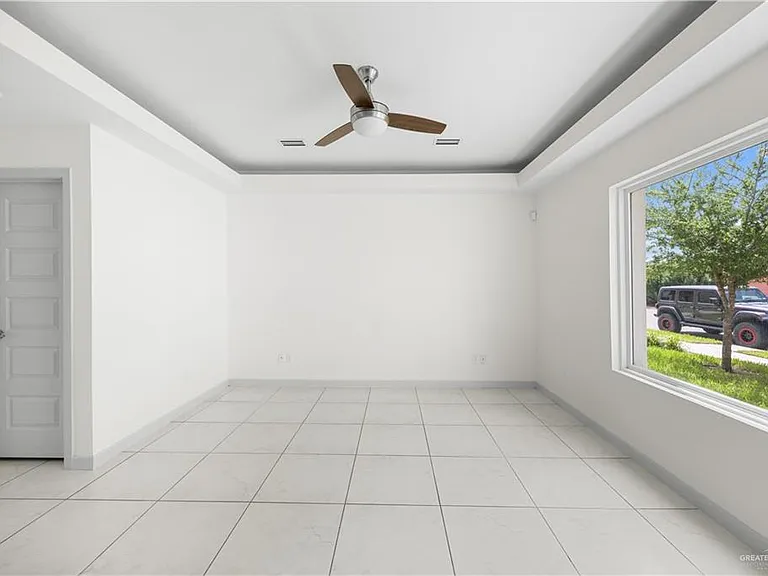 2400 Harmony Ln #A — Photo 3