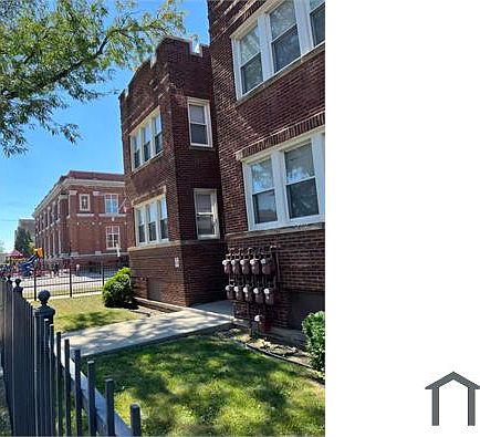 1st image of 6158 S Washtenaw Ave #1