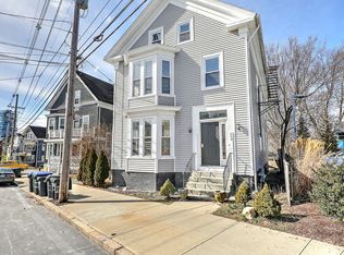 390 Hope St #3, Providence, RI 02906