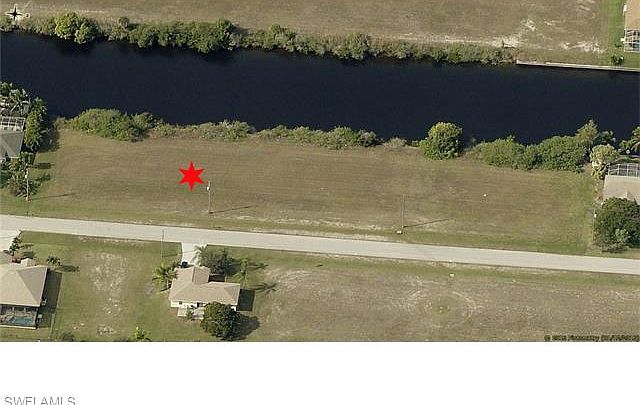 2nd image of 706 NW 37th Pl