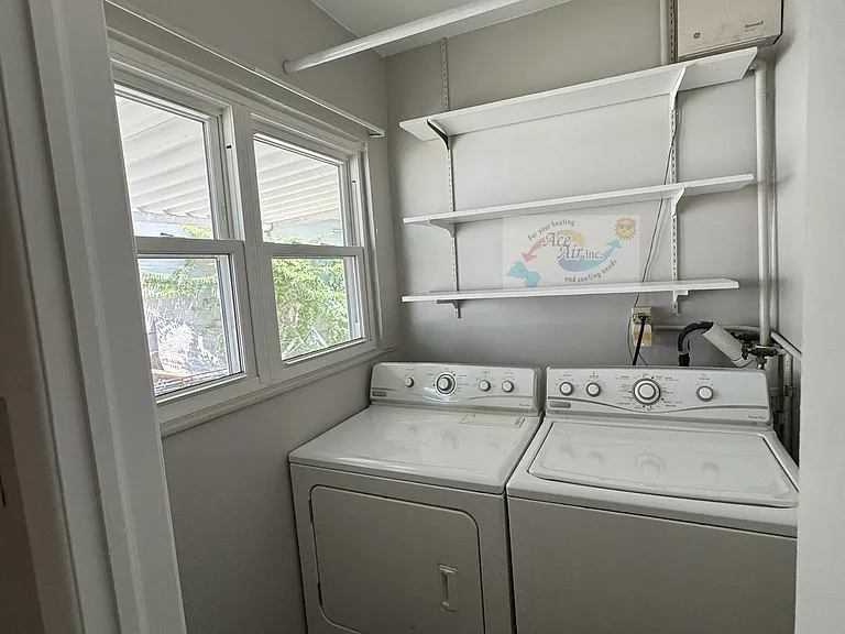 4736 E 5th Pl — Photo 14