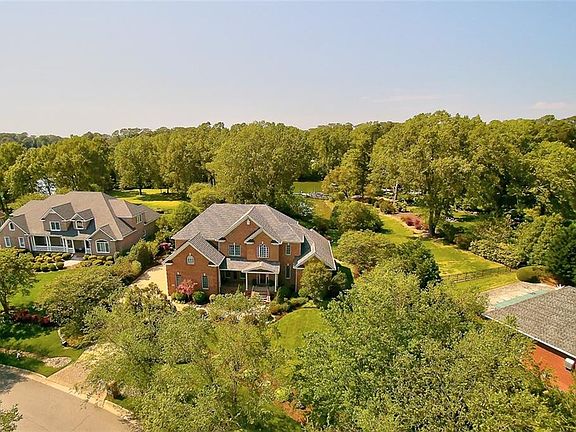 2nd image of 2904 Estates Dr