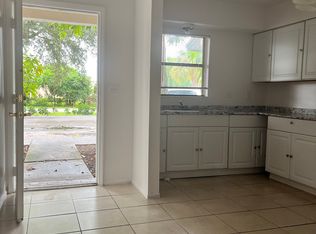 4613 20th Ave SW UNIT 9, Naples, FL 34116