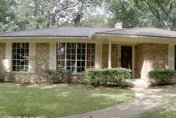 1st image of 2608 Forrest Cir