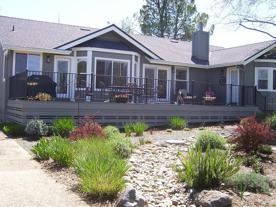 1st image of 18204 Lake Forest Dr