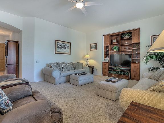 5th image of 3104 E Waterview Dr