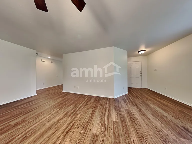 10328 Roosevelt Gap Ct — Photo 7