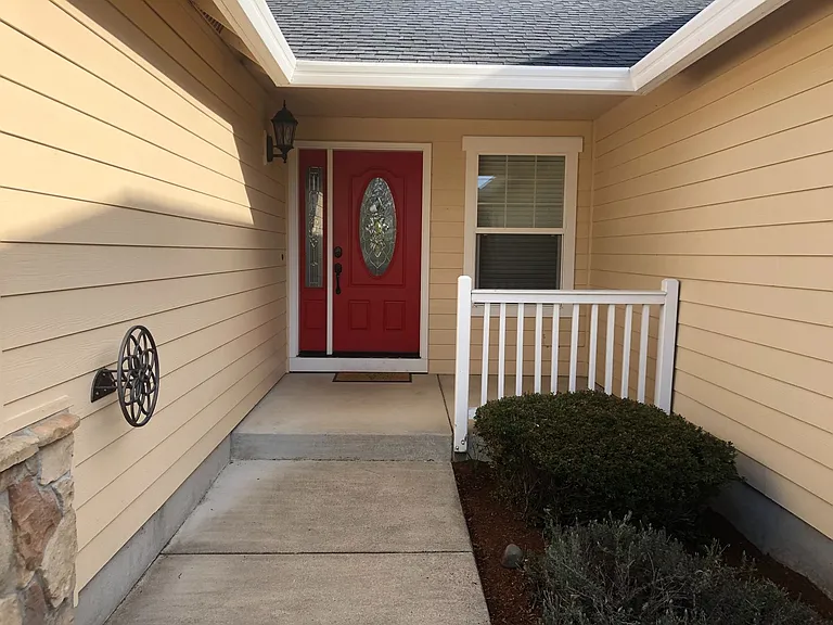 6081 Landmark Ln — Photo 2