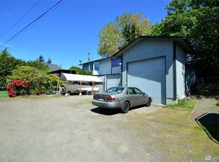 3325 Sylvan Dr W, Tacoma, WA 98466
