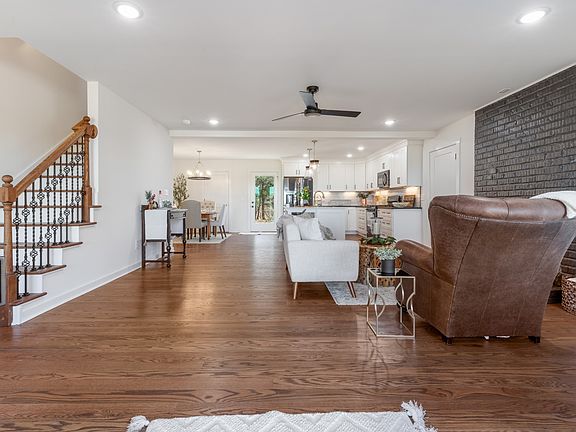 5th image of 2210 Garners Creek Rd