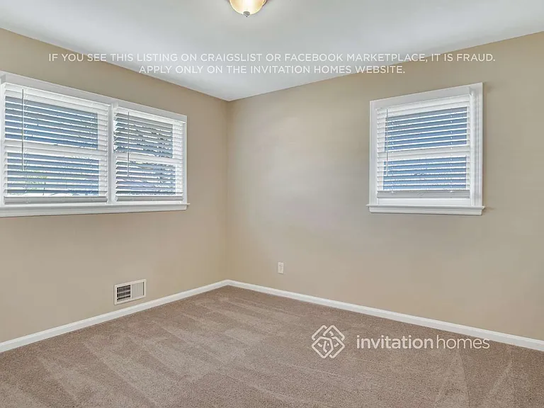 4286 Newton Cir — Photo 15