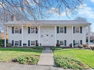 29 Briarwood Rd, Waltham, MA 02452