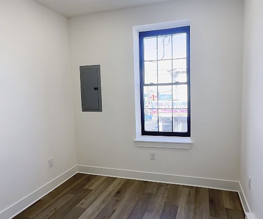 3rd image of 1720 N 24th St Unit 2