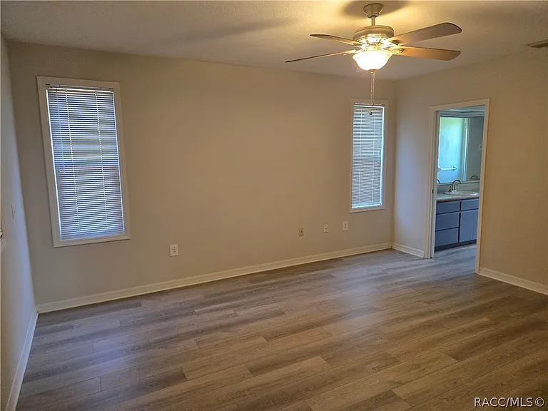 8288 W Barry Ct — Photo 11