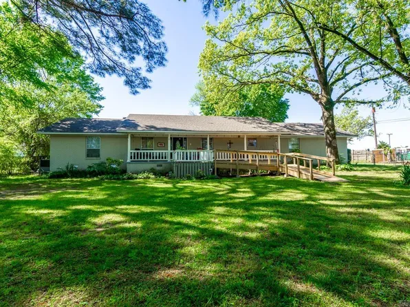 5609 Oak Grove Rd, N Little Rock, AR 72118