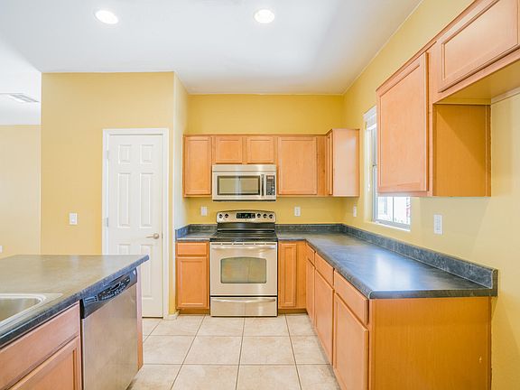 2nd image of 10134 W Wier Ave