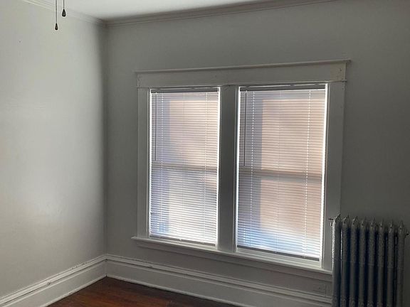 5th image of 611 W Prospect St APT 3