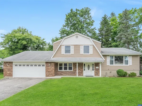 1 Blanche Ave, Demarest, NJ 07627