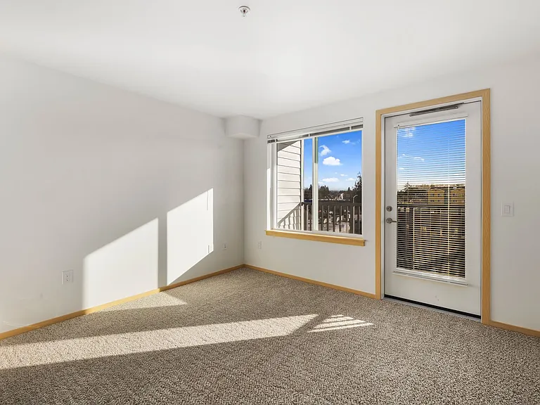 Ovation at Meeker 55+ Senior Apartments — Photo 7