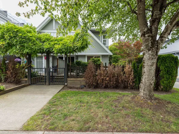 1203 Madison Ave #13, Burnaby, BC V5C 6R9