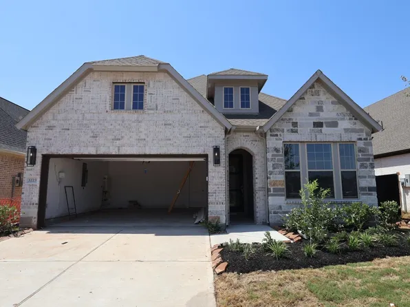 3223 Golden Pomelo Dr, Richmond, TX 77406