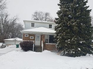 8524 Normandy Ave, Burbank, IL 60459