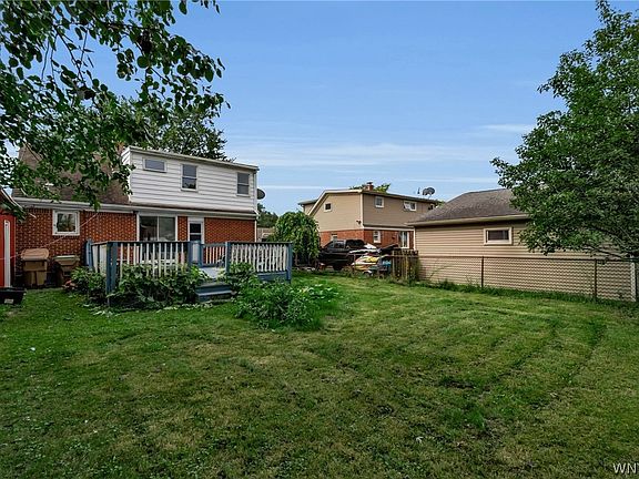 3rd image of 80 Clearvale Dr