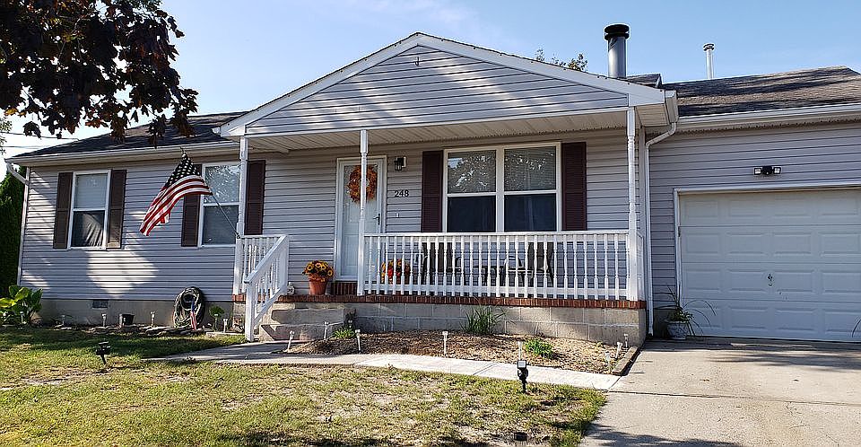 1st image of 248 Neptune Dr
