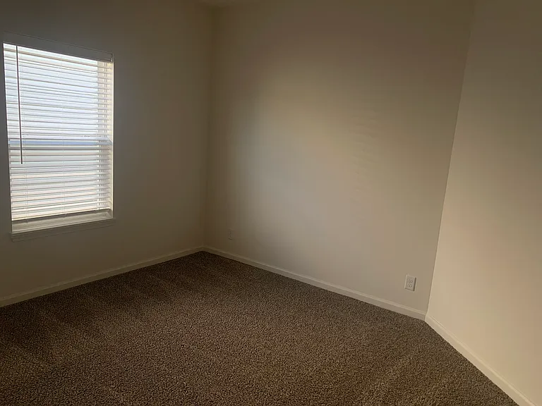 Avalon Bluffs — Photo 121