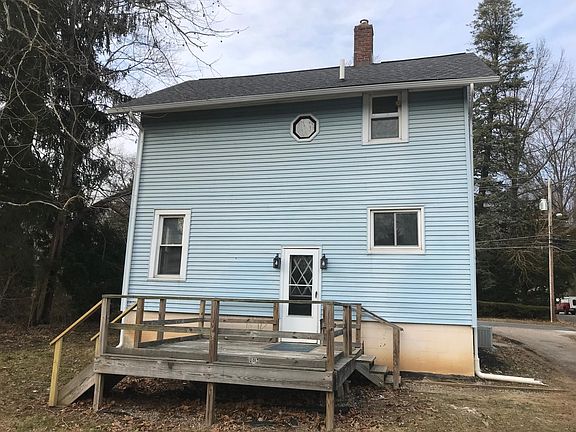 3rd image of 332 Church St
