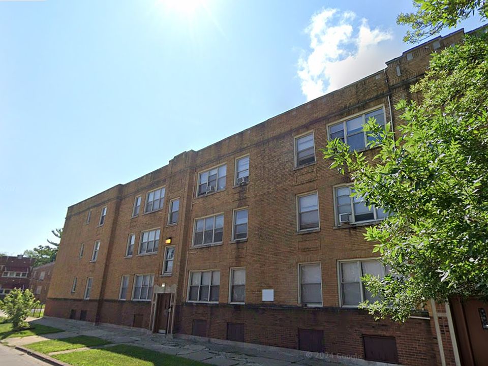 Building Photo 3