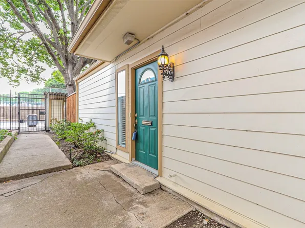 13737 Brookgreen Cir, Dallas, TX 75240